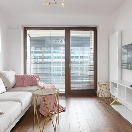 Burakowska Pastel Elegant Apartment Варшава Екстер'єр фото