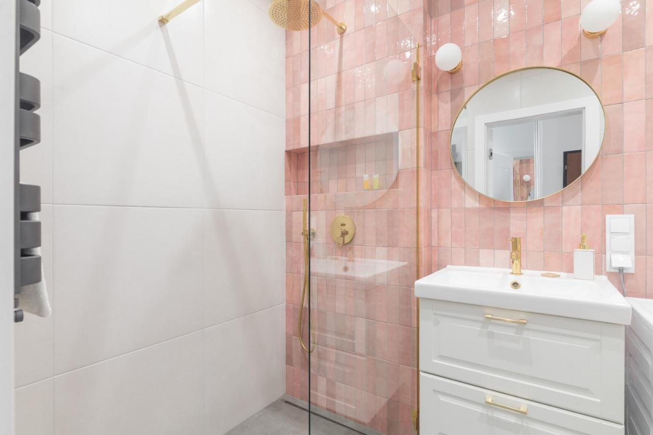 Burakowska Pastel Elegant Apartment Варшава Екстер'єр фото