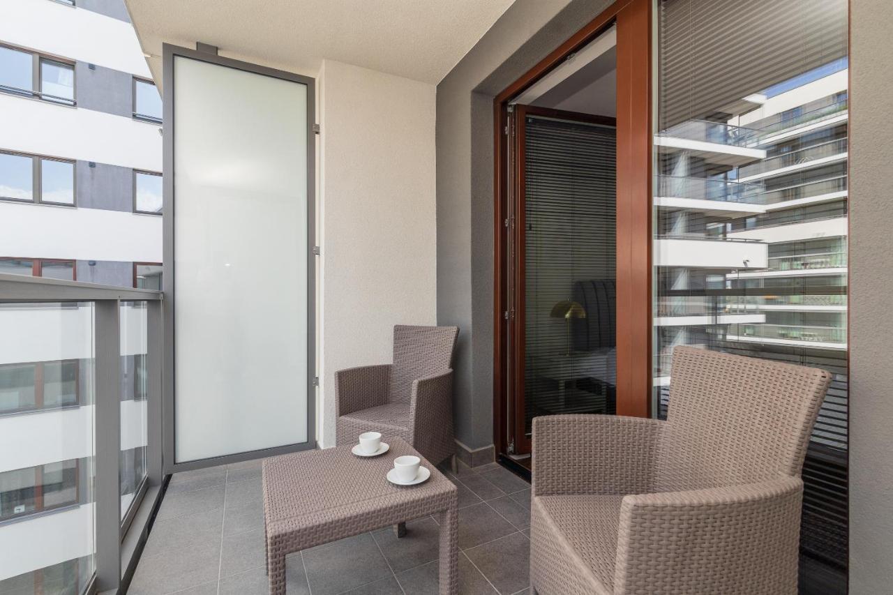 Burakowska Pastel Elegant Apartment Варшава Екстер'єр фото
